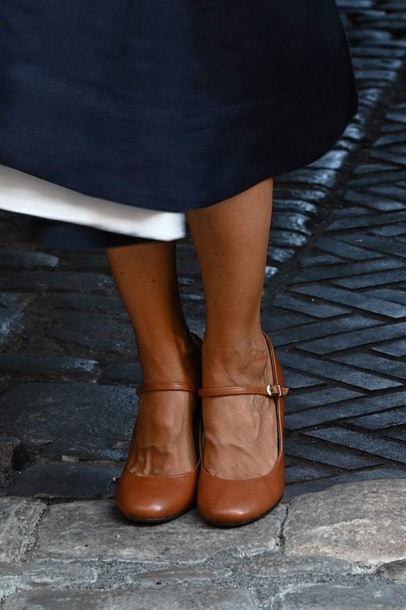 Nina™| Lage hak sandalen